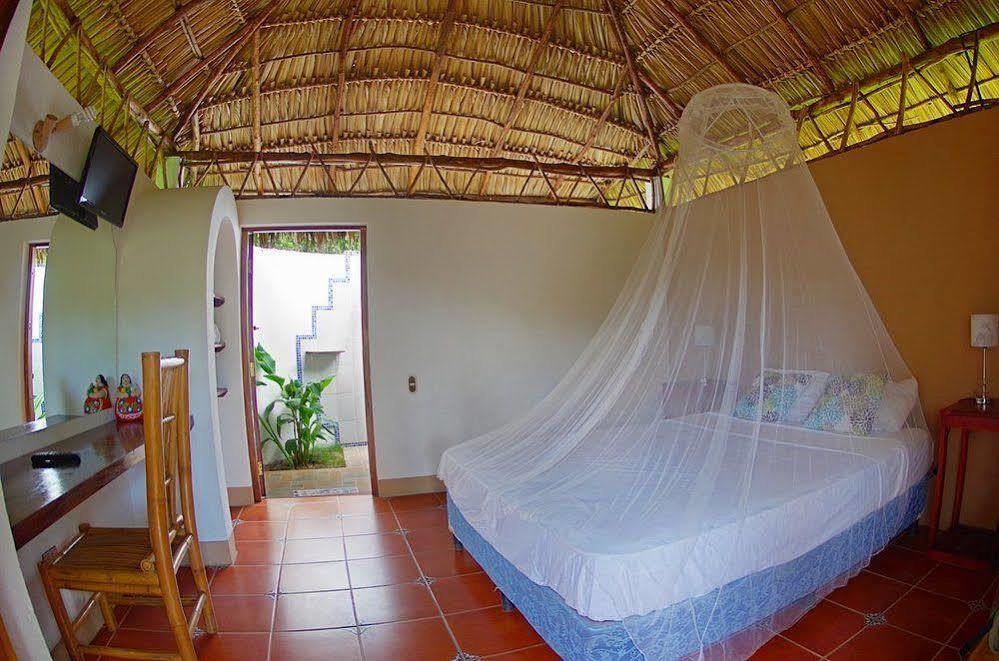 Hotel Mariposa León Exteriör bild